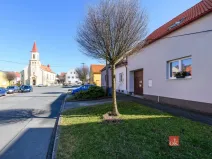 Prodej rodinného domu, Koloveč, nám. Svobody, 160 m2