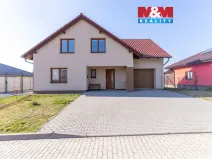 Prodej rodinného domu, Okrouhlá, 222 m2