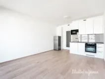 Pronájem bytu 1+kk, Praha - Hloubětín, Poděbradská, 32 m2