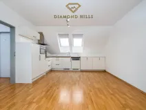 Pronájem bytu 3+kk, Holubice, Lipová, 88 m2