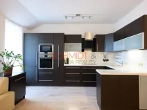 Prodej bytu 3+kk, Hustopeče, U Větrolamu, 90 m2