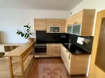 Pronájem bytu 1+kk, Praha - Uhříněves, U uhříněveské obory, 32 m2