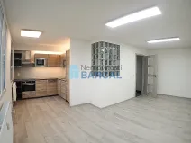 Pronájem bytu 1+kk, Praha - Kobylisy, Trousilova, 33 m2