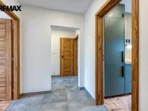 Pronájem bytu 3+1, Praha - Háje, Matúškova, 65 m2