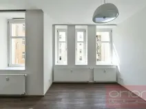 Pronájem bytu 1+kk, Praha - Vinohrady, Lucemburská, 30 m2
