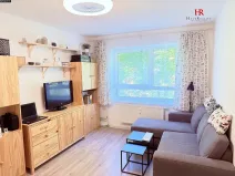 Prodej bytu 2+1, Milovice, Spojovací, 47 m2