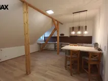 Prodej atypického bytu, Karlovy Vary - Drahovice, Mattoniho nábřeží, 75 m2