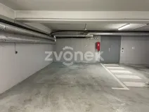 Pronájem garáže, Zlín, Plesníkova, 18 m2