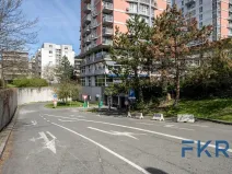 Prodej garážového stání, Praha - Strašnice, Vinohradská, 8 m2