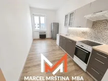 Pronájem bytu 2+1, Náchod, Husovo náměstí, 74 m2