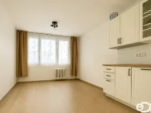 Pronájem bytu 1+kk, Praha, Vavřenova, 24 m2