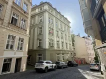Prodej obchodního prostoru, Karlovy Vary, Moravská, 71 m2
