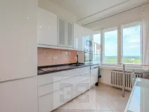 Prodej bytu 3+1, Praha - Vinohrady, Písecká, 79 m2