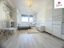 Pronájem bytu 1+kk, Praha - Modřany, Božetická, 29 m2