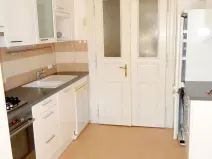 Pronájem bytu 3+1, Praha - Vinohrady, Budečská, 75 m2