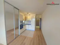Prodej bytu 1+kk, Praha, Zakšínská, 30 m2