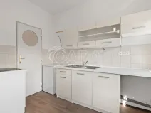 Pronájem bytu 2+kk, Praha - Prosek, Poleradská, 40 m2