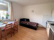 Pronájem bytu 2+kk, Praha - Strašnice, Krupská, 42 m2
