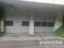 Pronájem garážového stání, Praha - Dejvice, Heinemannova, 21 m2