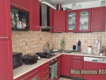 Pronájem bytu 2+1, Praha - Kobylisy, Famfulíkova, 60 m2