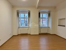 Pronájem bytu 2+kk, Kadaň, Mírové náměstí, 59 m2
