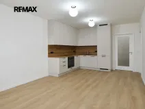 Pronájem bytu 2+kk, Praha - Hlubočepy, Divíškové, 51 m2