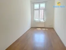 Pronájem bytu 1+kk, Praha - Nusle, Nuselská, 26 m2