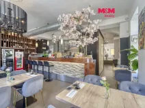 Pronájem obchodního prostoru, Mariánské Lázně, Ruská, 108 m2