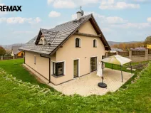 Prodej rodinného domu, Jenišov - Pod Rohem, K Rohu, 205 m2
