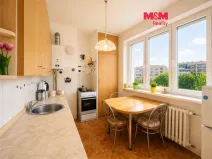 Prodej bytu 2+1, Cheb, Kasární náměstí, 54 m2