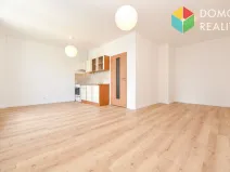 Prodej bytu 1+kk, Beroun - Beroun-Město, V Hlinkách, 32 m2