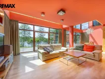 Prodej atypického bytu, Děpoltovice, 238 m2