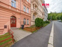 Prodej bytu 3+1, Karlovy Vary, Svahová, 97 m2