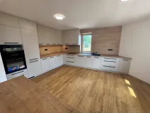 Prodej rodinného domu, Hroznová Lhota, 145 m2