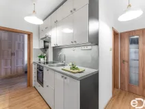 Prodej bytu 3+kk, Praha - Uhříněves, V bytovkách, 50 m2