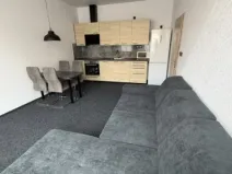 Pronájem bytu 2+kk, Beroun, Husova, 37 m2
