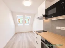 Pronájem bytu 2+1, Praha - Libeň, Vacínova, 43 m2