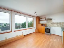 Prodej bytu 1+kk, Třeboň - Třeboň II, Šmeralova, 42 m2