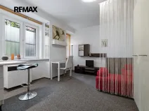Prodej bytu 1+kk, Praha - Podolí, Na dolinách, 24 m2