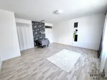 Prodej bytu 2+1, Třinec, Beskydská, 52 m2