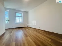 Pronájem bytu 1+1, Praha - Vršovice, Krymská, 37 m2