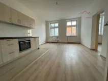 Pronájem bytu 1+1, Chomutov, Ruská, 40 m2
