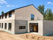Prodej rodinného domu, Kamenice - Ládví, 159 m2