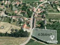Prodej podílu zahrady, Starý Petřín, 2032 m2
