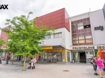 Prodej obchodního prostoru, Třebíč - Vnitřní Město, Komenského nám., 1008 m2