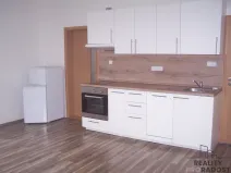 Prodej bytu 1+kk, Praha, Plzeňská, 31 m2