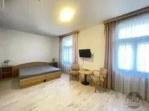 Pronájem bytu 1+kk, Praha - Smíchov, Plzeňská, 27 m2