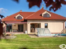 Prodej rodinného domu, Kosořice, 340 m2