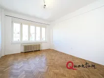 Pronájem bytu 1+kk, Praha - Holešovice, Veverkova, 29 m2