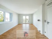 Pronájem bytu 4+kk, Praha - Komořany, Pod lesem, 343 m2
